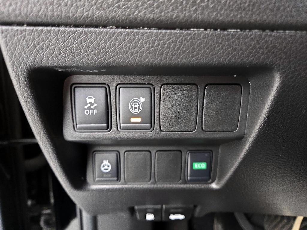 used 2017 Nissan Rogue Sport car, priced at $15,998