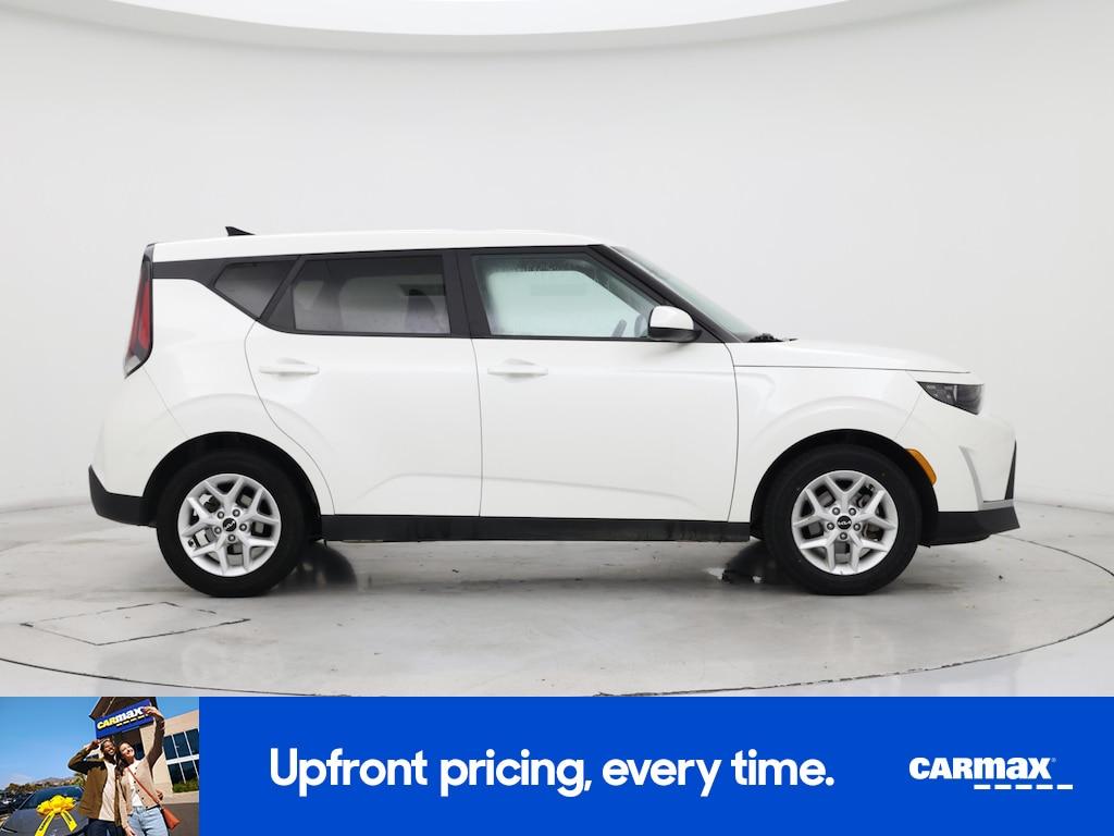 used 2023 Kia Soul car, priced at $16,998