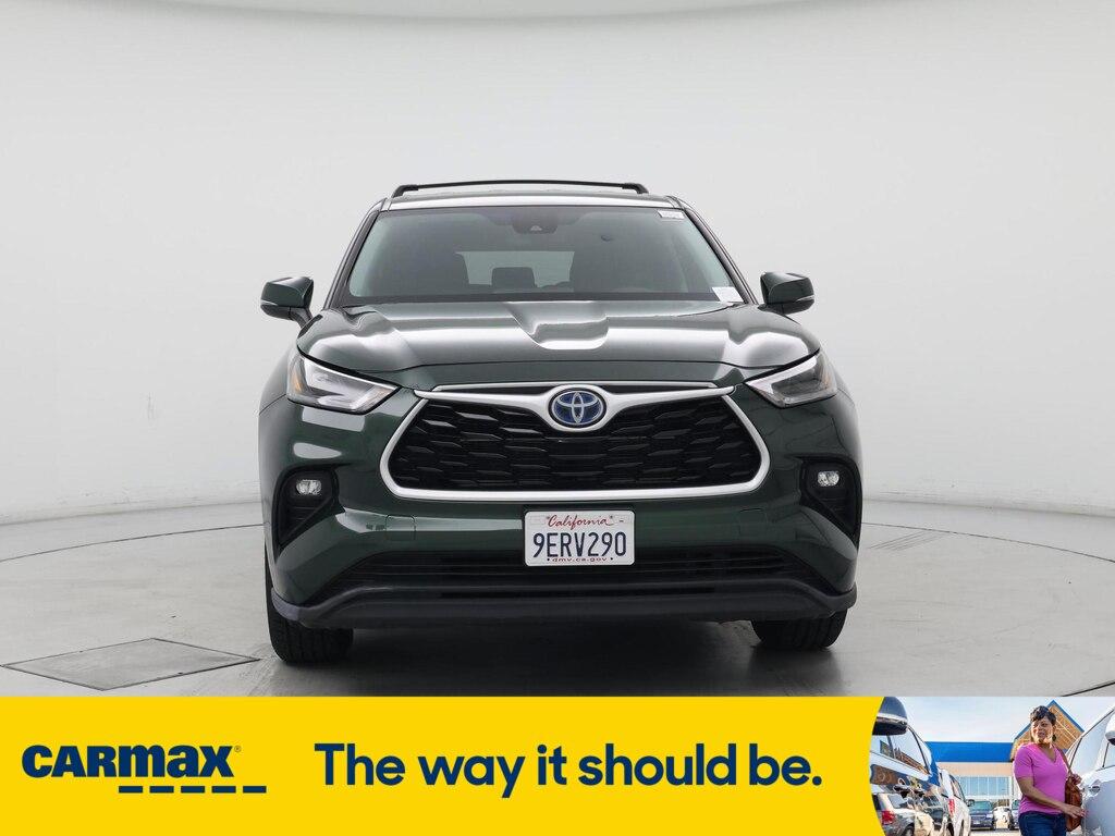 used 2023 Toyota Highlander Hybrid car, priced at $39,998