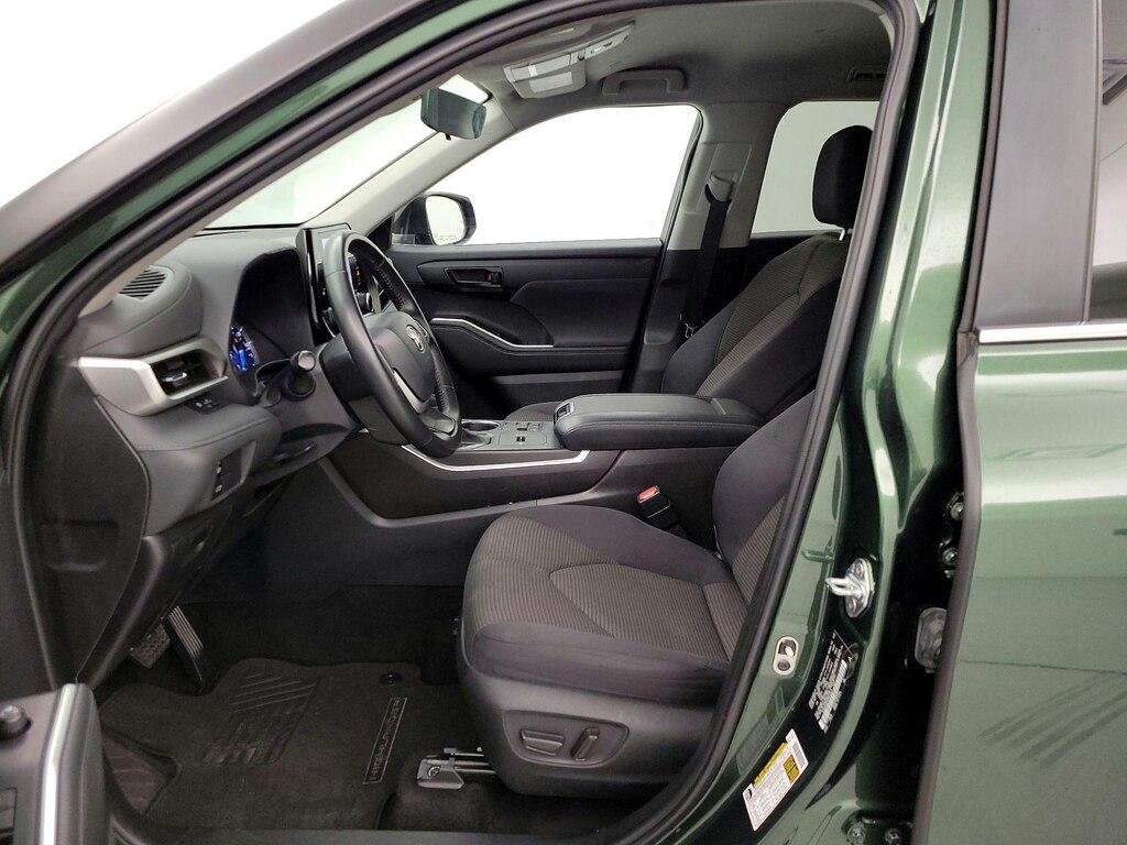 used 2023 Toyota Highlander Hybrid car, priced at $39,998