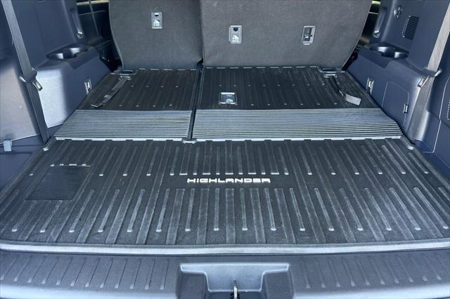 used 2024 Toyota Highlander car, priced at $45,991