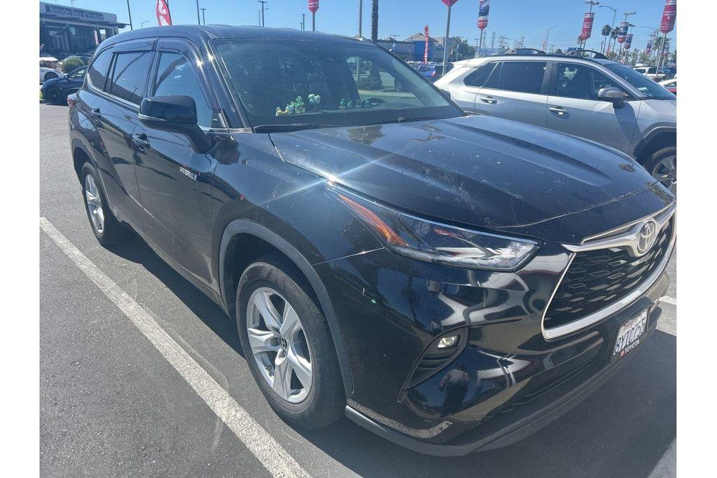 used 2021 Toyota Highlander Hybrid car, priced at $33,971