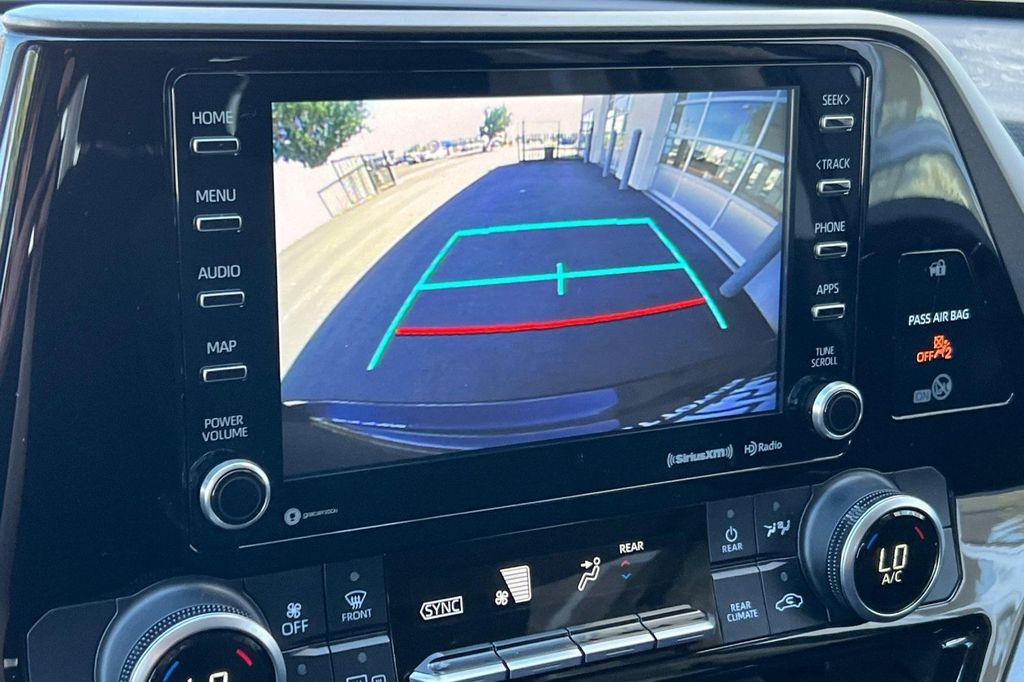 used 2021 Toyota Highlander Hybrid car, priced at $29,972