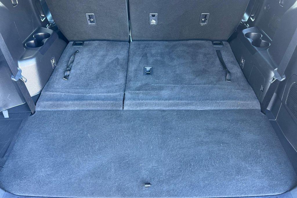 used 2022 Toyota Highlander car, priced at $33,781