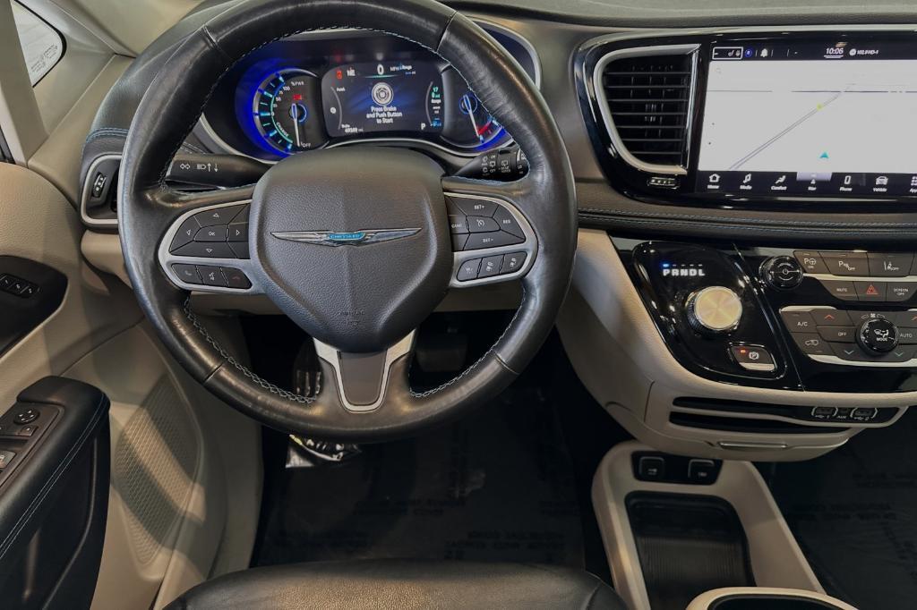 used 2021 Chrysler Pacifica Hybrid car, priced at $26,991