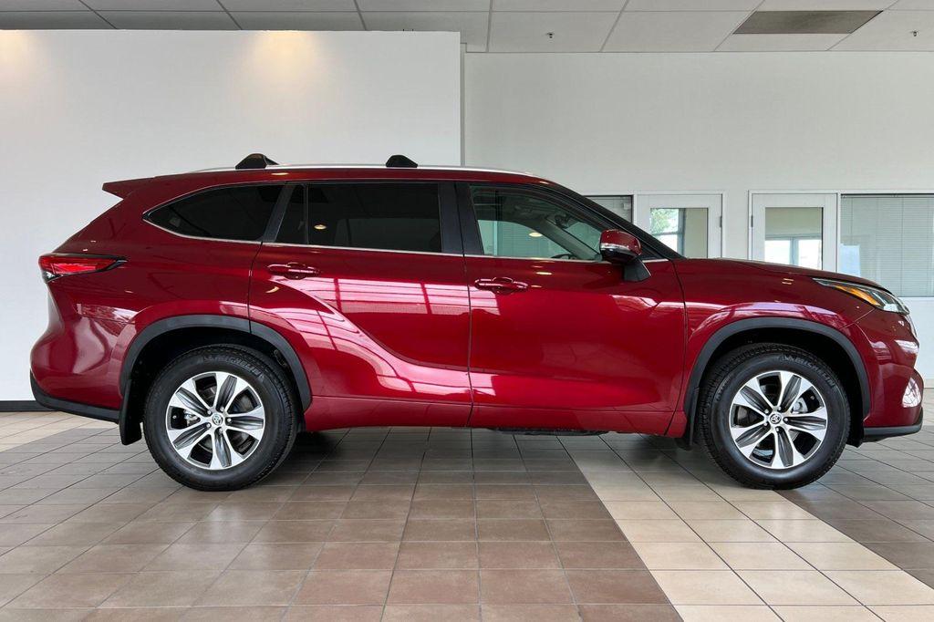 used 2023 Toyota Highlander car, priced at $37,682