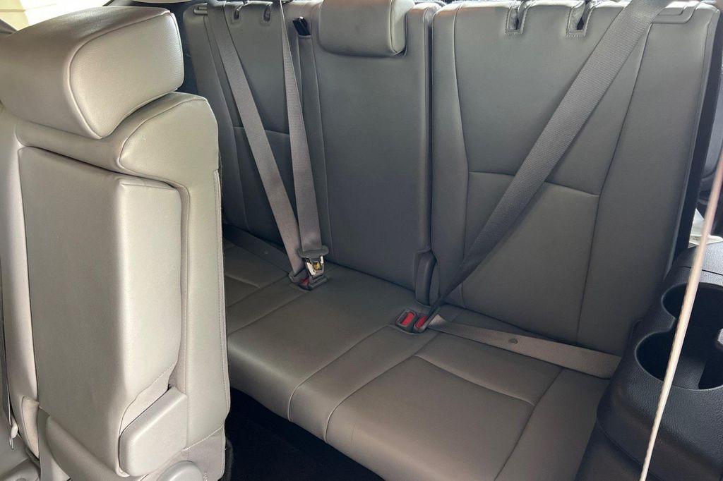 used 2023 Toyota Highlander car, priced at $37,682