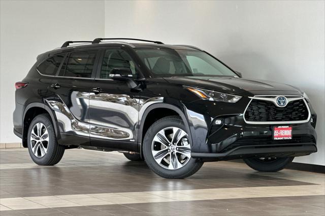 new 2024 Toyota Highlander Hybrid car, priced at $54,608