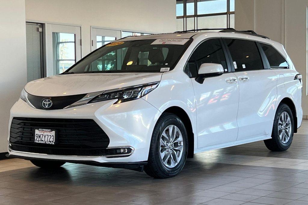 used 2024 Toyota Sienna car, priced at $36,982