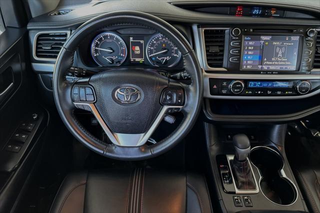 used 2019 Toyota Highlander car, priced at $34,991