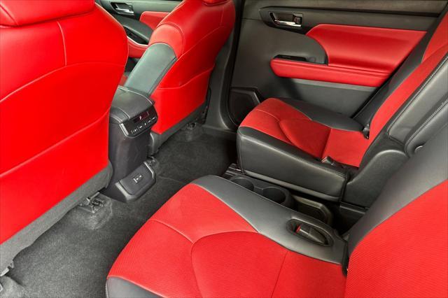 used 2024 Toyota Highlander car, priced at $46,981