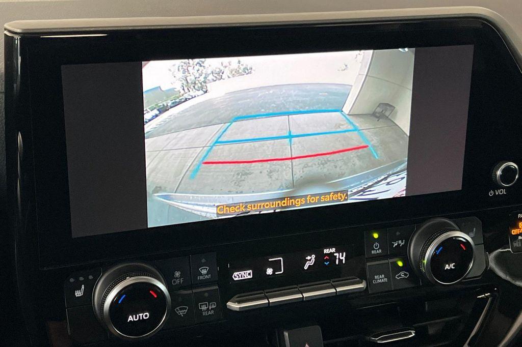 used 2024 Toyota Highlander Hybrid car, priced at $47,983