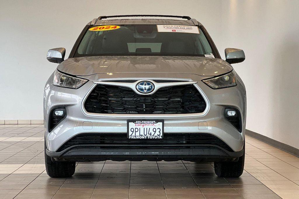 used 2024 Toyota Highlander Hybrid car, priced at $47,983