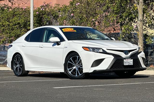 used 2019 Toyota Camry Hybrid car, priced at $20,888