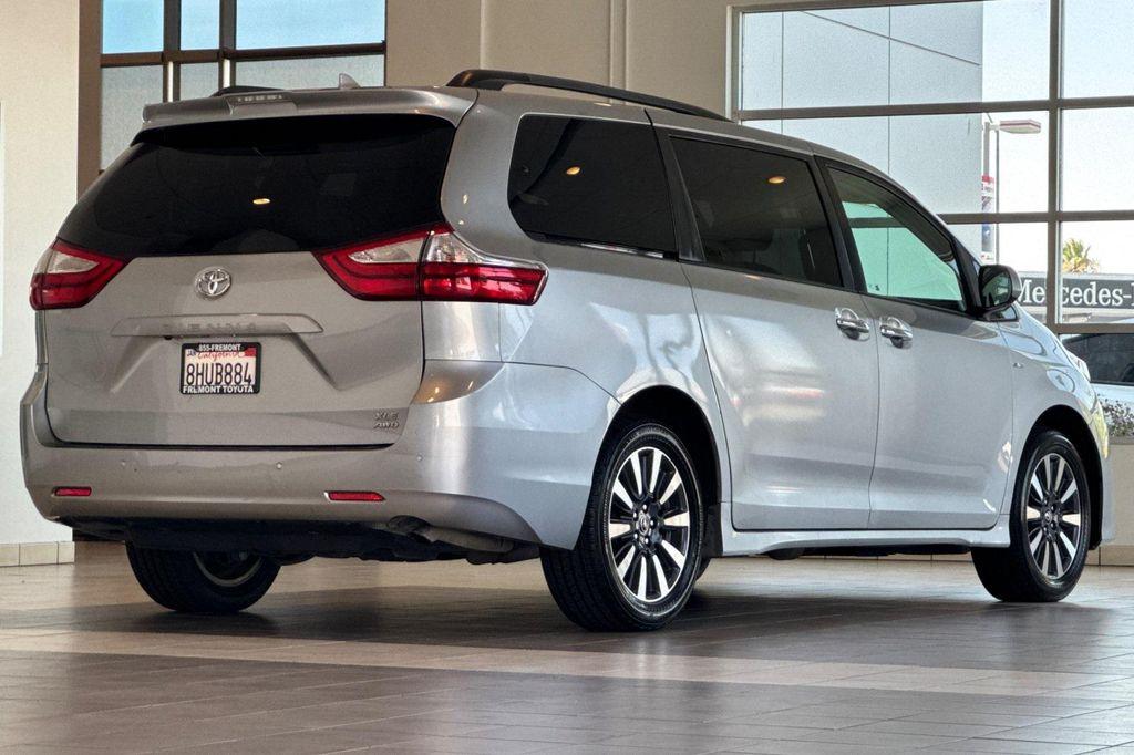 used 2019 Toyota Sienna car, priced at $33,727