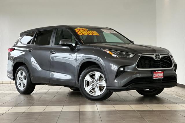 used 2023 Toyota Highlander car, priced at $35,981