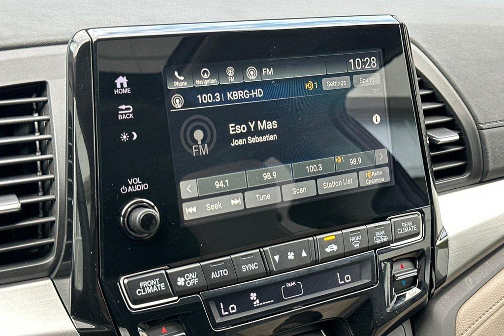 used 2018 Honda Odyssey car, priced at $27,664