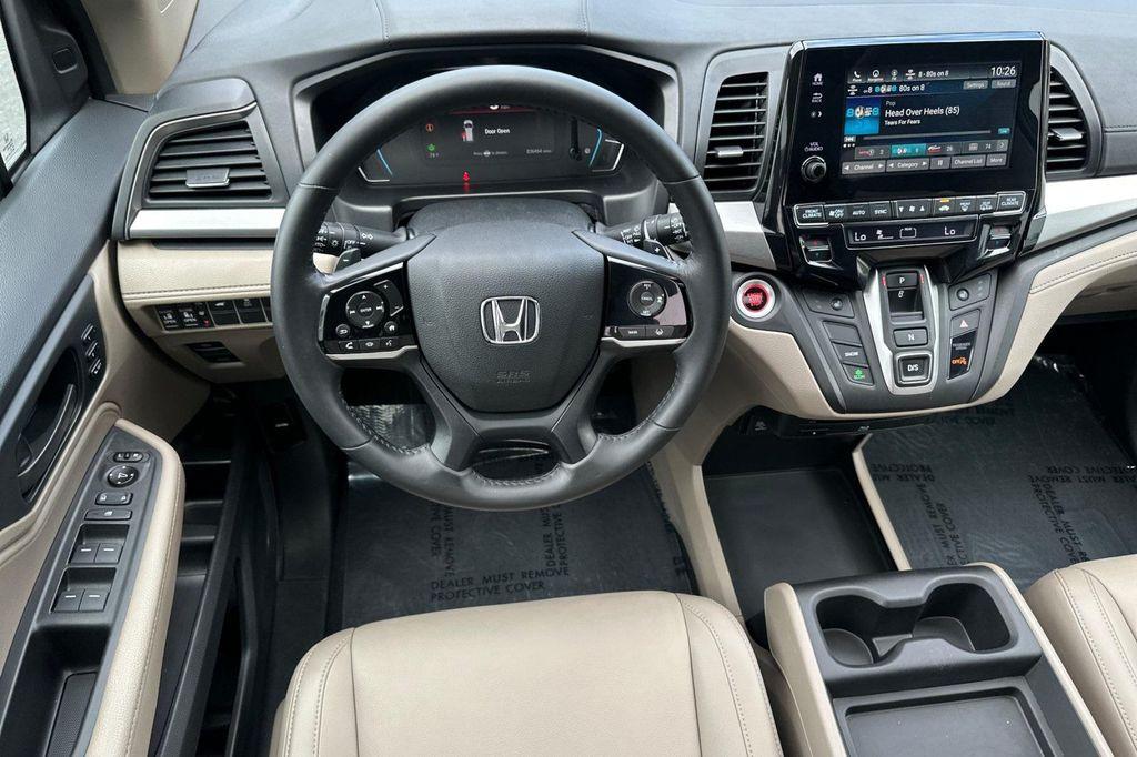 used 2018 Honda Odyssey car, priced at $27,664
