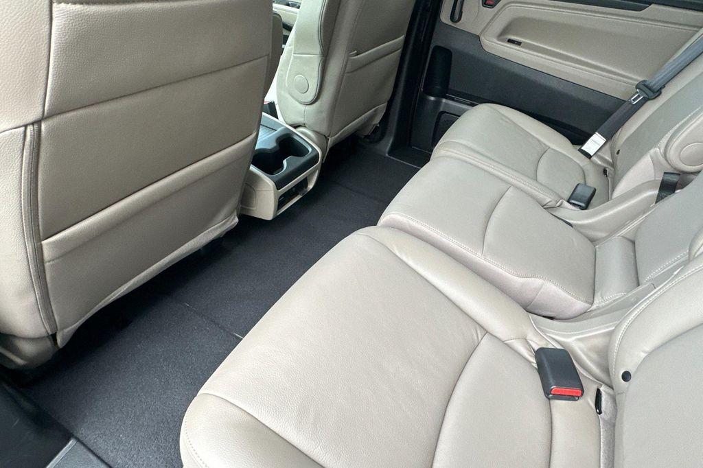 used 2018 Honda Odyssey car, priced at $27,664
