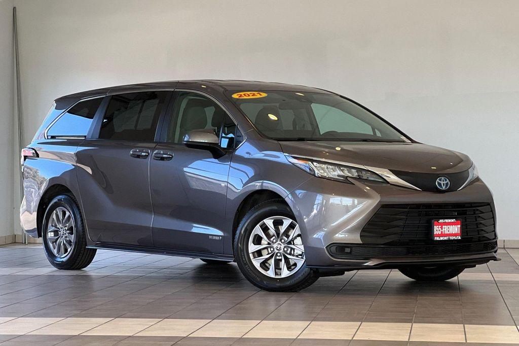 used 2021 Toyota Sienna car, priced at $33,861