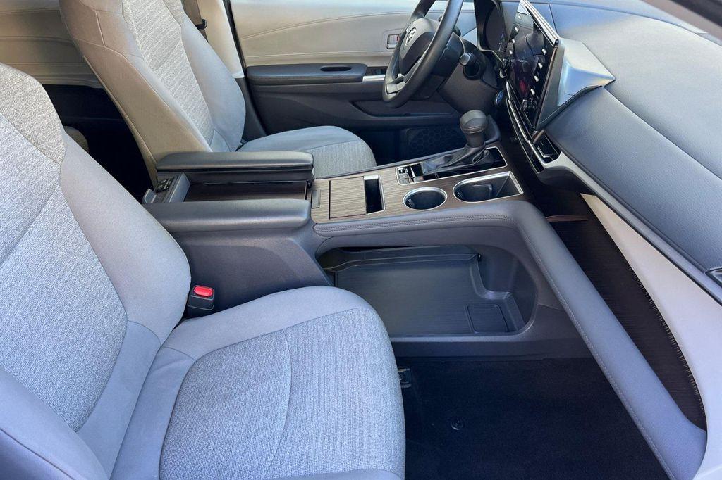 used 2021 Toyota Sienna car, priced at $33,861