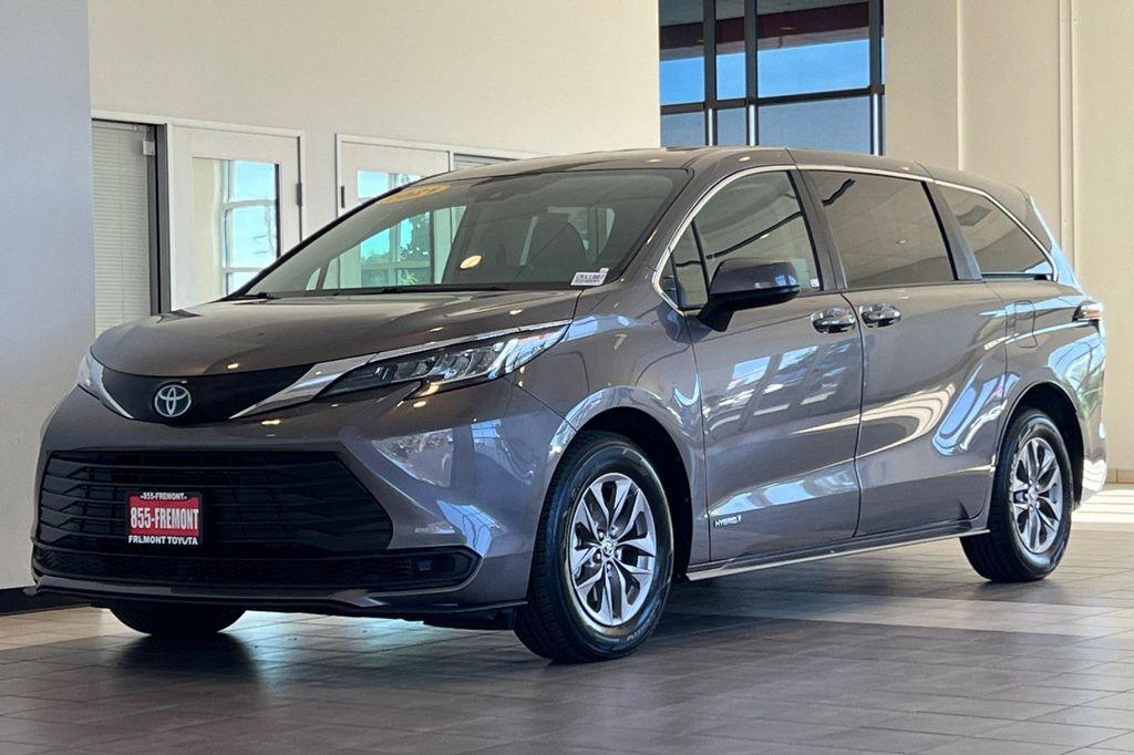 used 2021 Toyota Sienna car, priced at $33,861