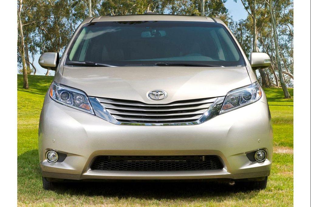 used 2017 Toyota Sienna car, priced at $23,971