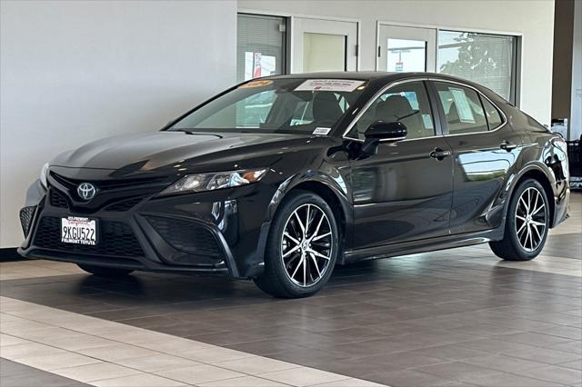 used 2024 Toyota Camry Hybrid car, priced at $31,991