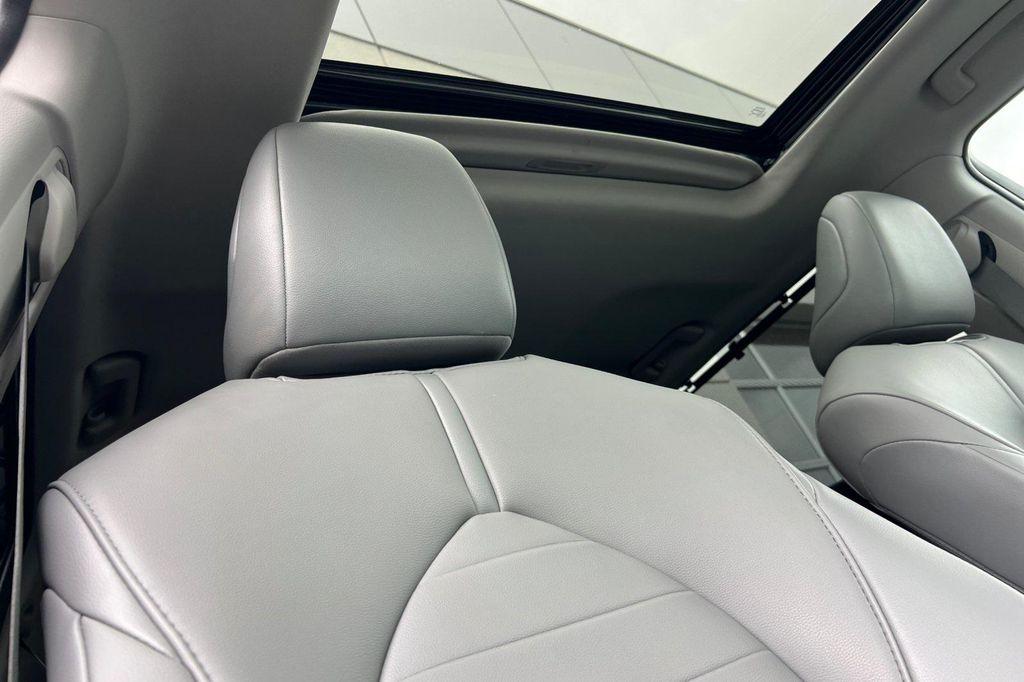 used 2021 Toyota Highlander Hybrid car, priced at $39,581