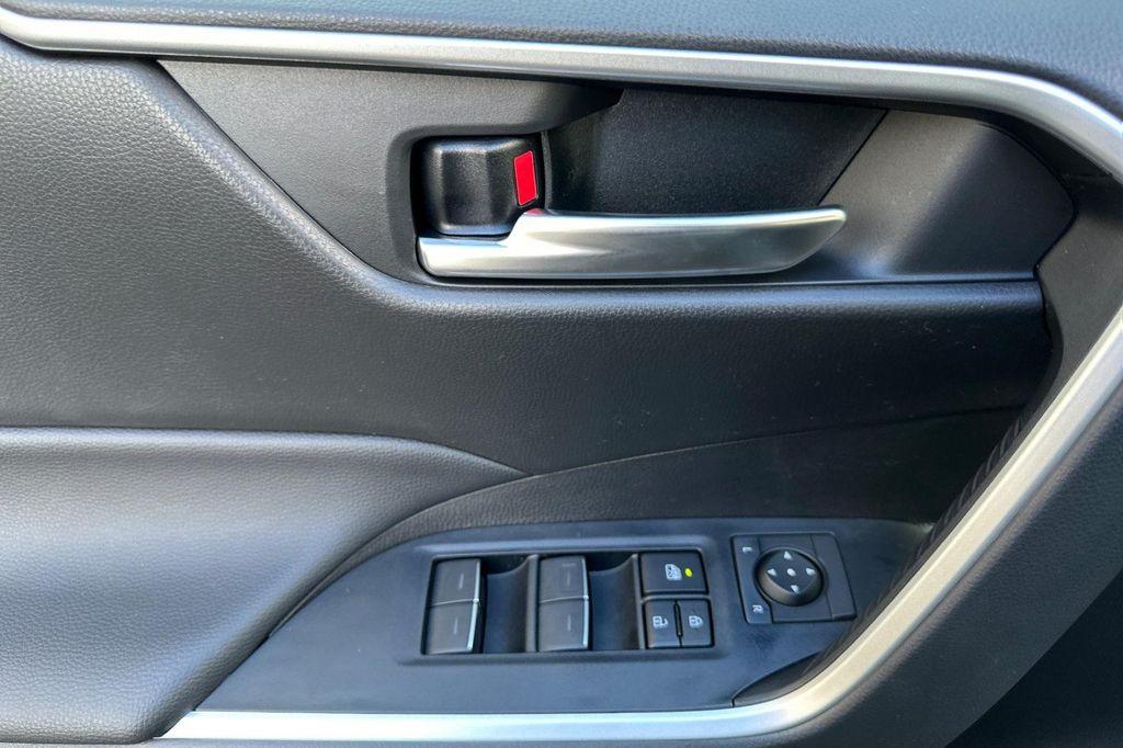 new 2025 Toyota RAV4 car, priced at $32,786