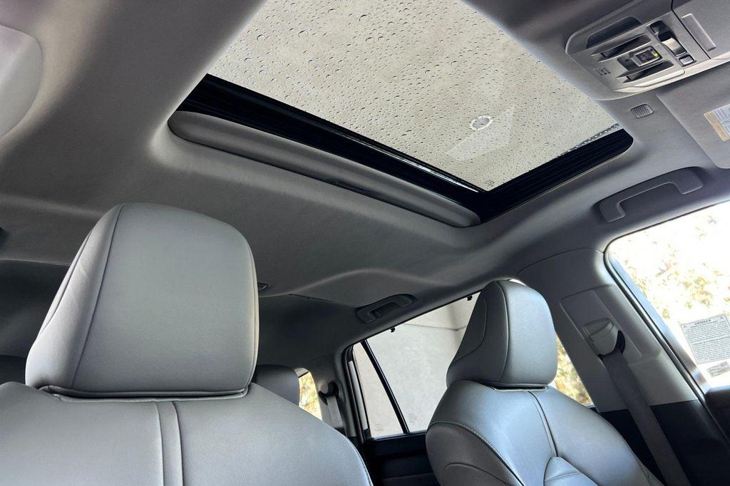 used 2022 Toyota Highlander car, priced at $30,971