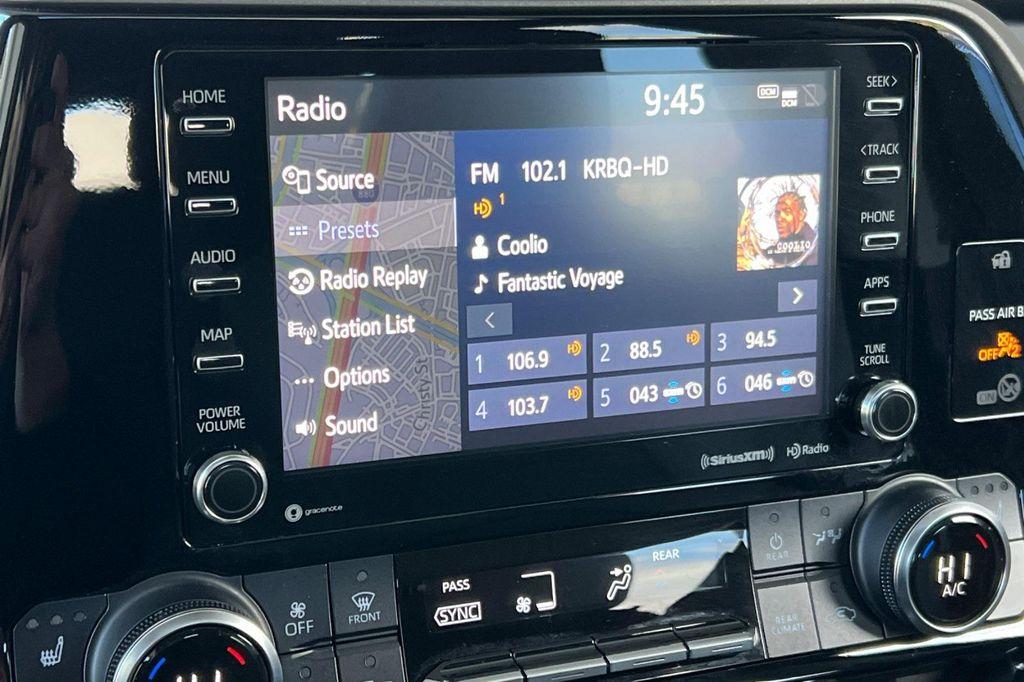 used 2022 Toyota Highlander car, priced at $30,971