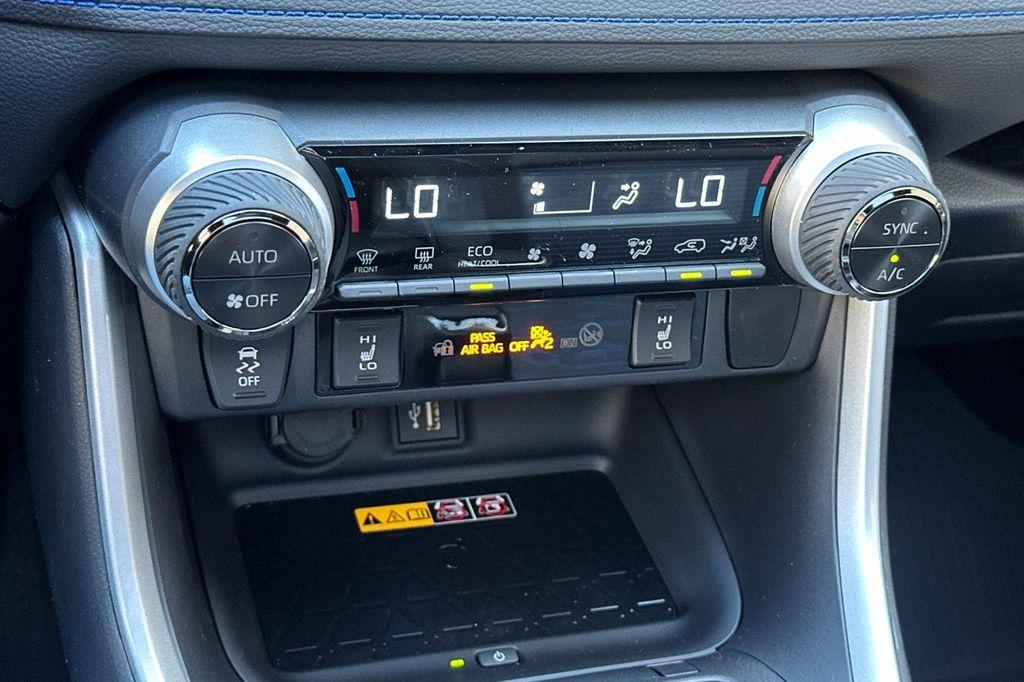 new 2025 Toyota RAV4 Hybrid car, priced at $45,624