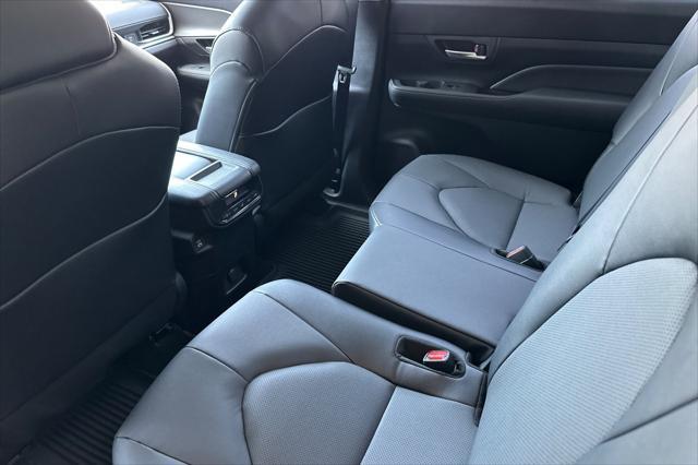 new 2025 Toyota Grand Highlander Hybrid car, priced at $51,048
