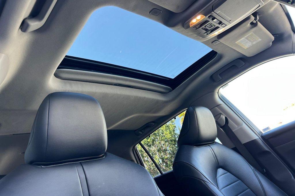 used 2023 Toyota Highlander car, priced at $34,981