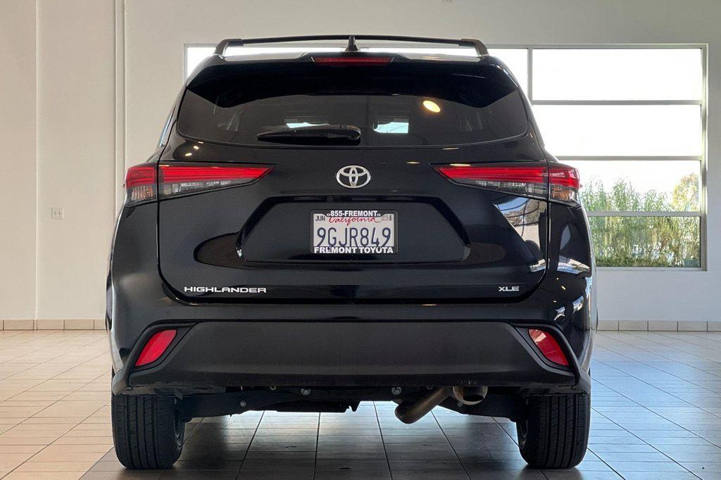 used 2023 Toyota Highlander car, priced at $34,981