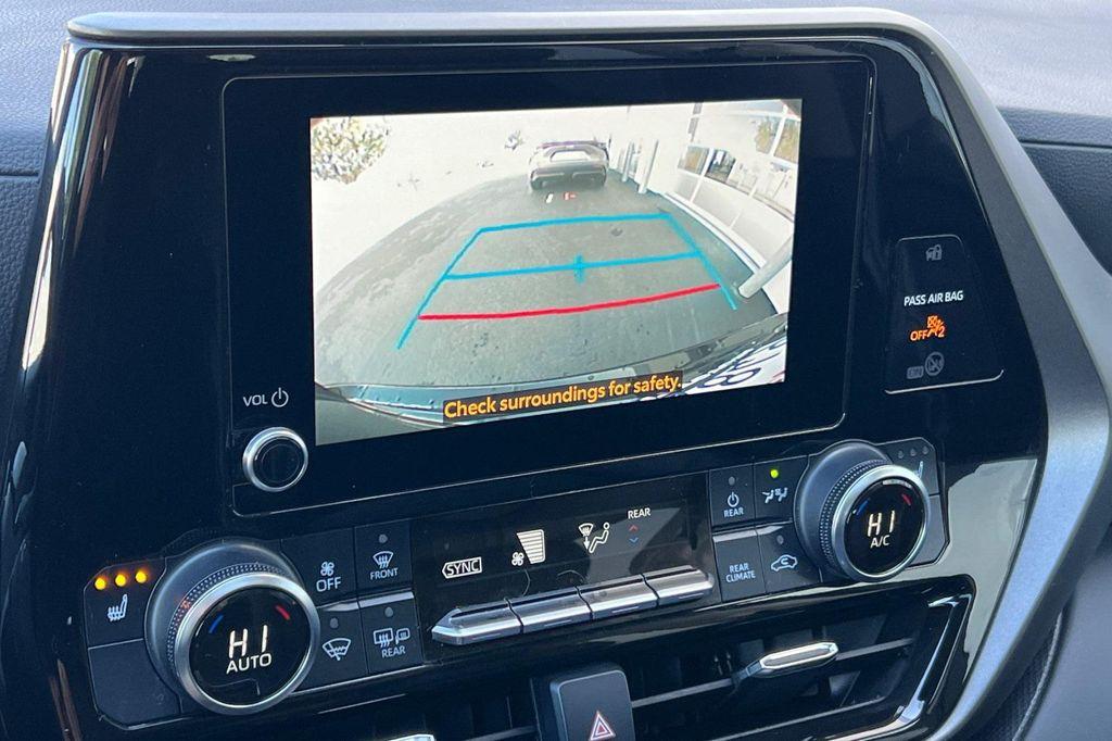 used 2023 Toyota Highlander car, priced at $34,981