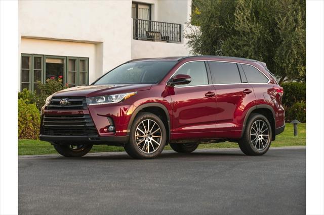 used 2017 Toyota Highlander car, priced at $22,926