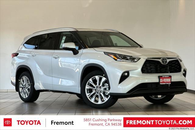 new 2025 Toyota Highlander car, priced at $54,945