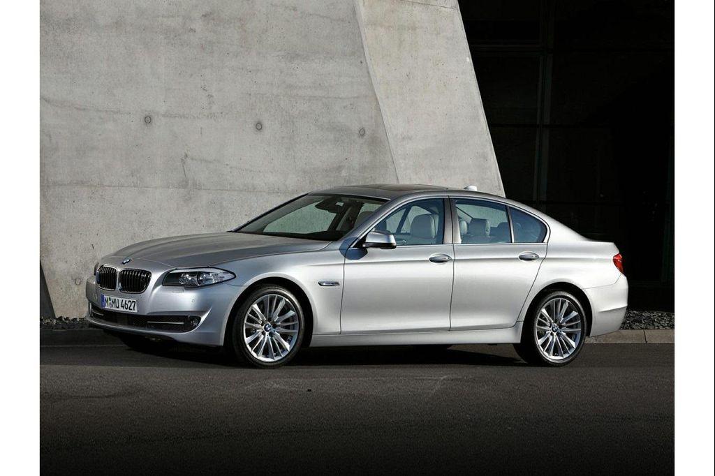 used 2013 BMW 550 car, priced at $12,561