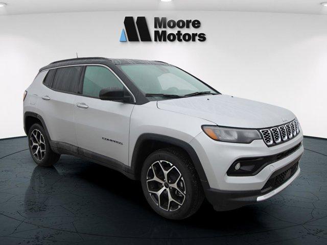 new 2025 Jeep Compass car, priced at $34,435