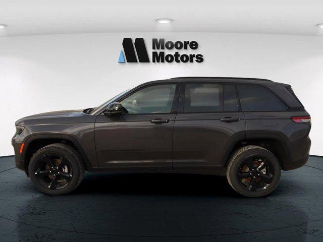 new 2024 Jeep Grand Cherokee car, priced at $49,175