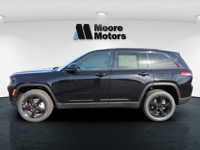 new 2024 Jeep Grand Cherokee car, priced at $50,390