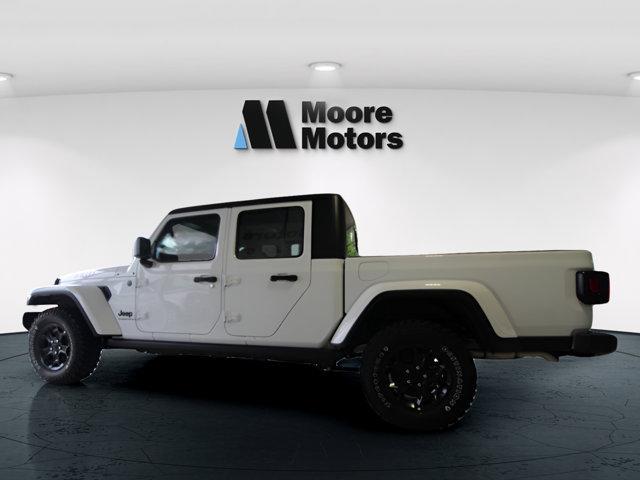 new 2023 Jeep Gladiator car, priced at $49,987