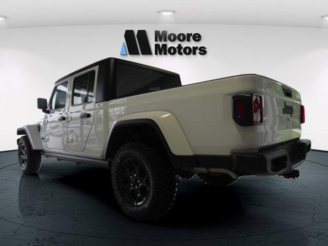 new 2023 Jeep Gladiator car, priced at $49,987