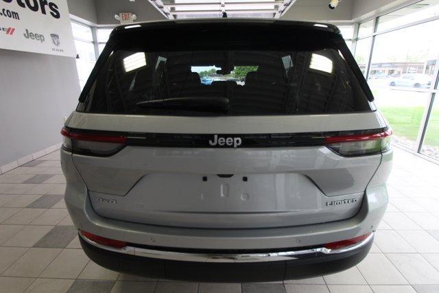 new 2024 Jeep Grand Cherokee car, priced at $50,305