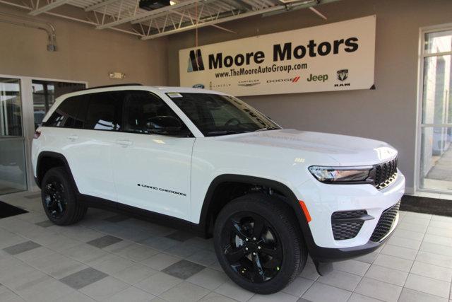 new 2024 Jeep Grand Cherokee car, priced at $45,143