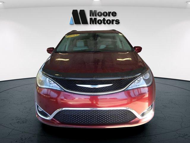 used 2017 Chrysler Pacifica car, priced at $15,995