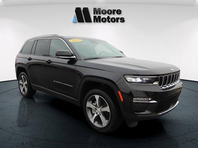 used 2023 Jeep Grand Cherokee car, priced at $36,495