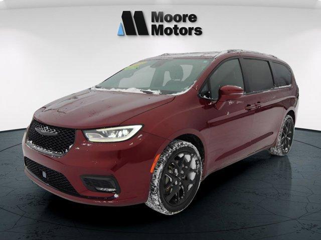 used 2021 Chrysler Pacifica car, priced at $28,995